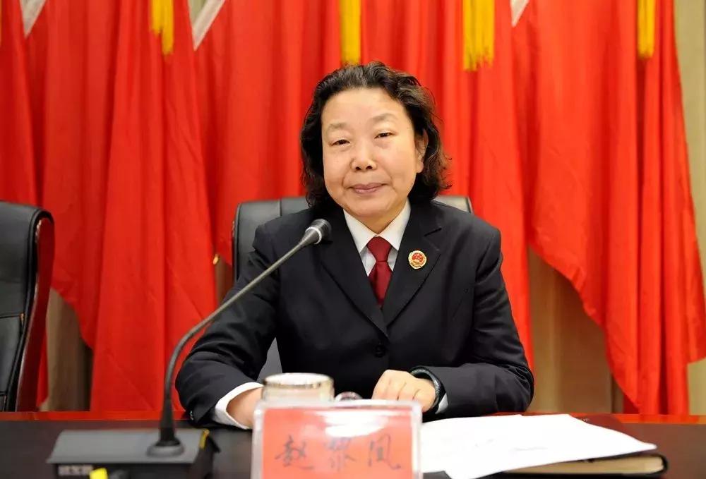 吕梁之光，学习变化的力量与自信的征程之路