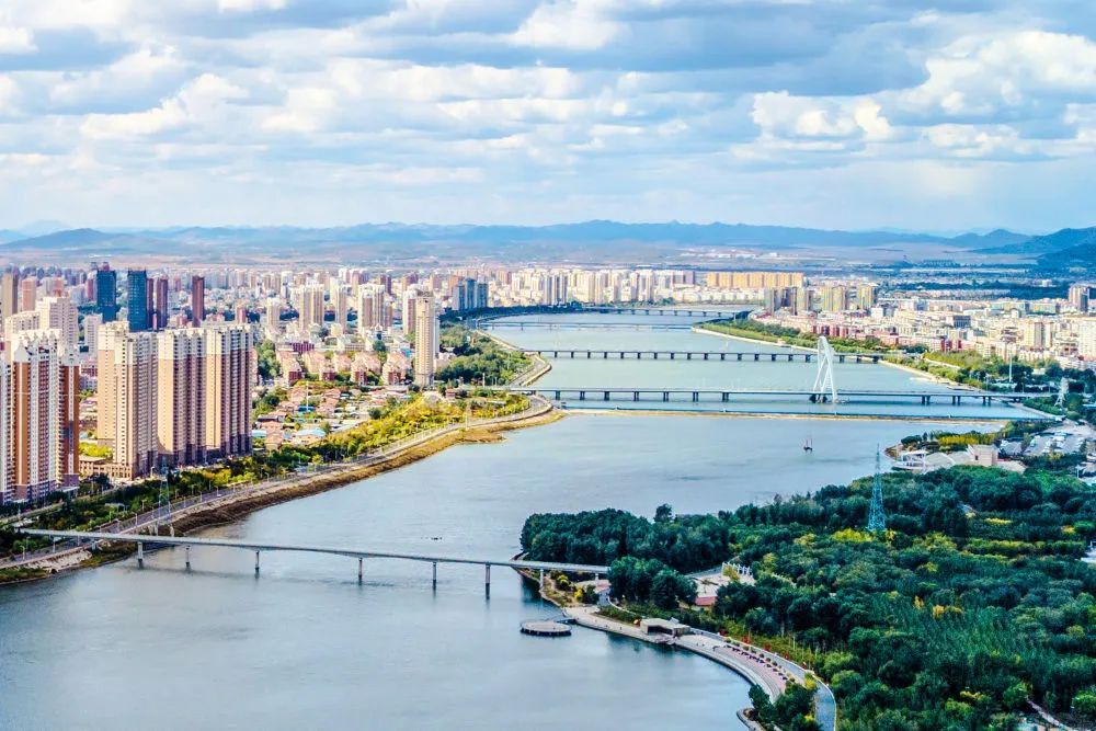 锦州,友情绽放,爱伴相随